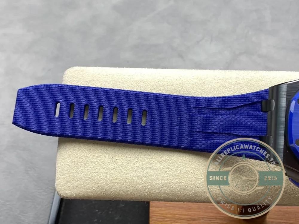 Replica Audemars Piguet Royal Oak Offshore Blue Deep sub Dial 44mm 26400SO.OO.A057CA - High-Grade Replica Watch