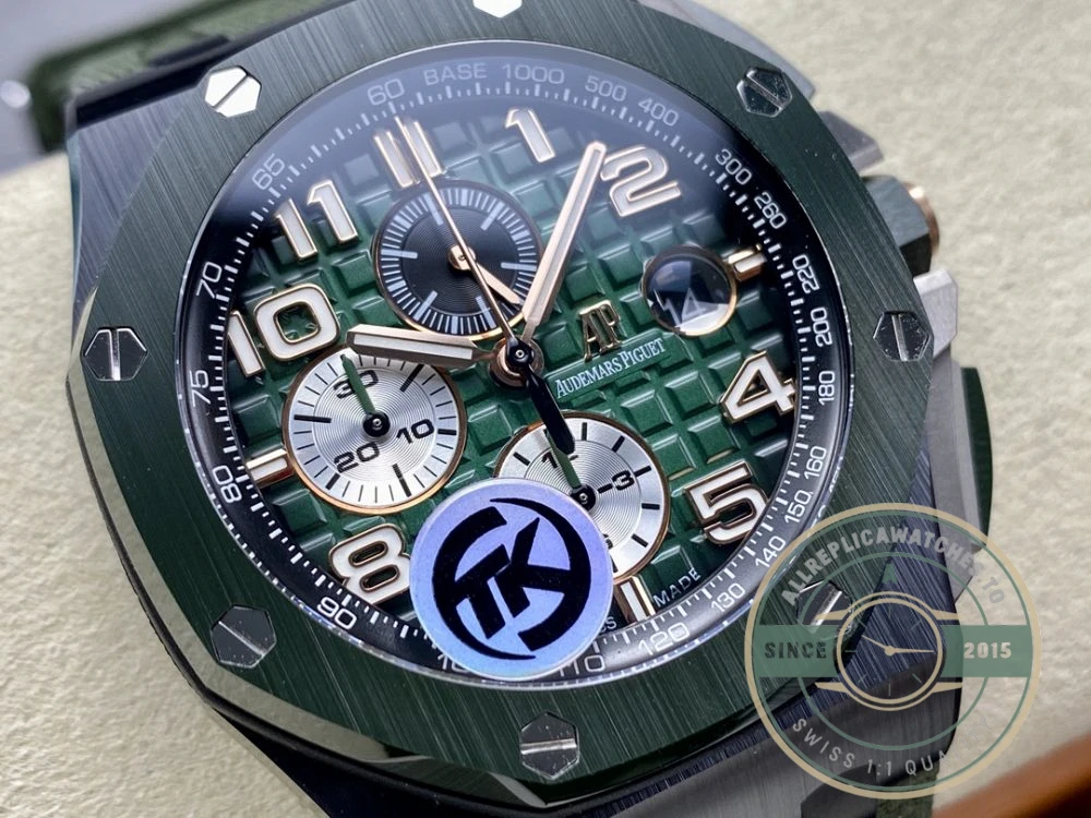 Replica Audemars Piguet Royal Oak Offshore Forest Green Dial 44mm 6405CE.OO.A056CA.01 - Swiss-Made Clone Watch