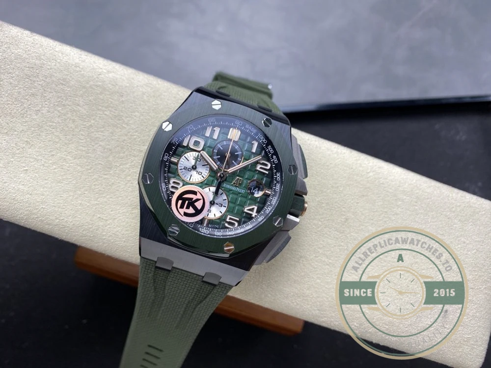 Replica Audemars Piguet Royal Oak Offshore Forest Green Dial 44mm 6405CE.OO.A056CA.01 - Swiss Movement Replica Watch