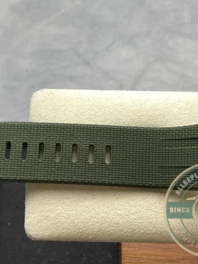 Replica Audemars Piguet Royal Oak Offshore Forest Green Dial 44mm 6405CE.OO.A056CA.01 - High-Grade Replica Watch