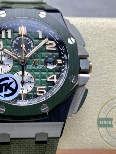 Replica Audemars Piguet Royal Oak Offshore Forest Green Dial 44mm 6405CE.OO.A056CA.01 - Swiss Movement Replica Watch