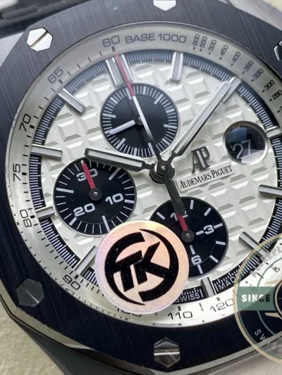 Replica Audemars Piguet Royal Oak Offshore White Black Dial 44mm 26400SO.OO.A002CA.01 - 1:1 Swiss Replica Watch
