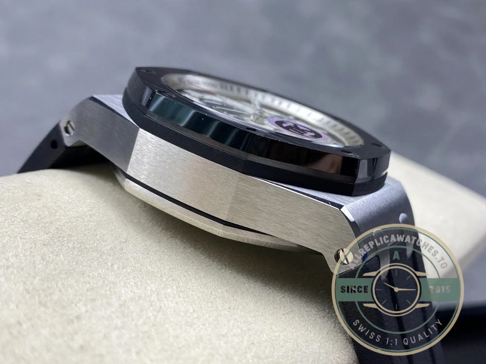 Replica Audemars Piguet Royal Oak Offshore White Black Dial 44mm 26400SO.OO.A002CA.01 - Top-Tier Swiss Replica Watch