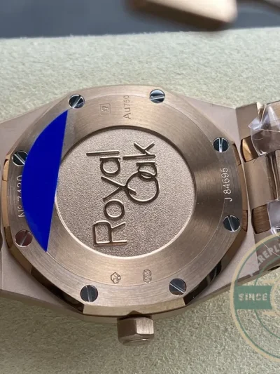 Replica Audemars Piguet Royal Oak Series 67651OR.ZZ.1261OR.02 33mm - High-Grade Replica Watch