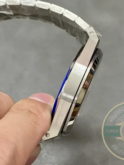 Replica Audemars Piguet Royal Oak White Dial 15400ST.OO.1220ST.02 - Factory Super Clone Watch