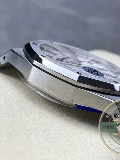 Replica Audemars Piguet Royal Oak White Dial 15510ST.OO.1320ST.08 41mm - Best Quality Replica Watch