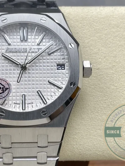Replica Audemars Piguet Royal Oak White Dial 15510ST.OO.1320ST.08 41mm - 1:1 Swiss Replica Watch
