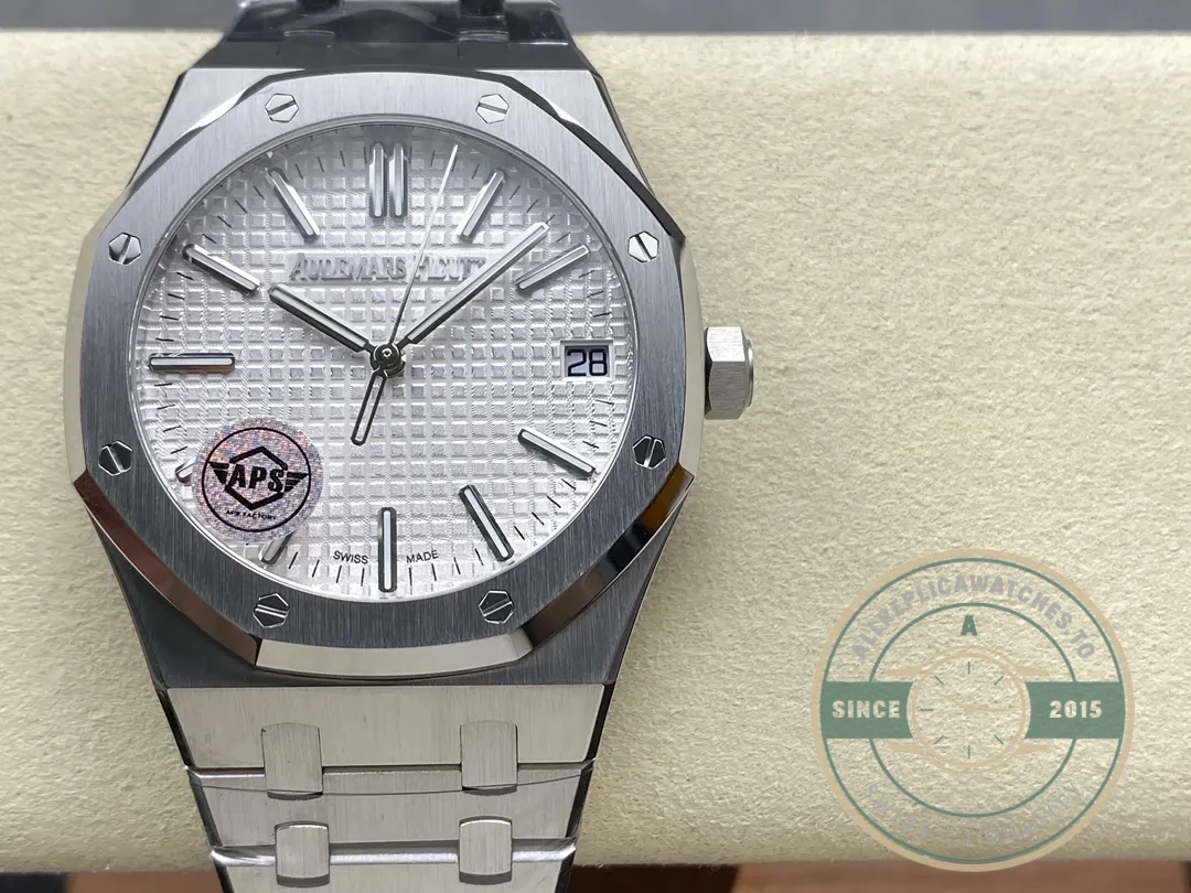 Replica Audemars Piguet Royal Oak White Dial 15510ST.OO.1320ST.08 41mm - 1:1 Swiss Replica Watch