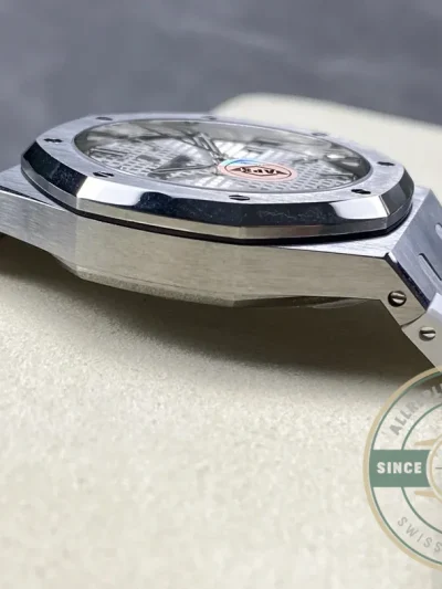Replica Audemars Piguet Royal Oak White Dial, Rubber 15500ST.OO.1220ST.04 - 1:1 Swiss Replica Watch