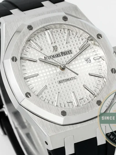 Replica Audemars Piguet Royal Oak White, Rubber 15400ST.OO.1220ST.02 - Best Quality Replica Watch