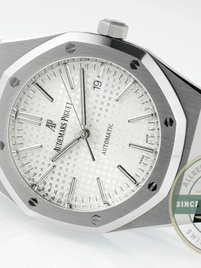 Replica Audemars Piguet Royal Oak White, Rubber 15400ST.OO.1220ST.02 - High-Grade Replica Watch