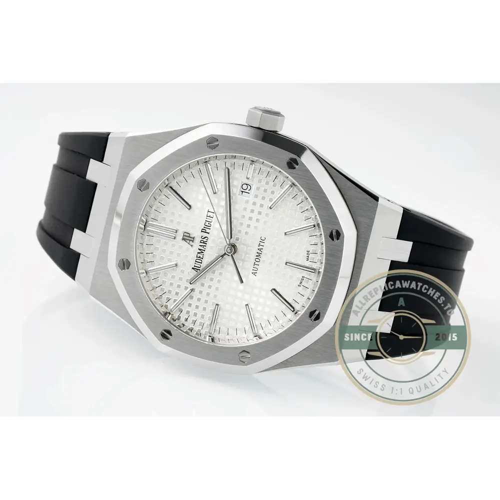 Replica Audemars Piguet Royal Oak White, Rubber 15400ST.OO.1220ST.02 - High-Grade Replica Watch