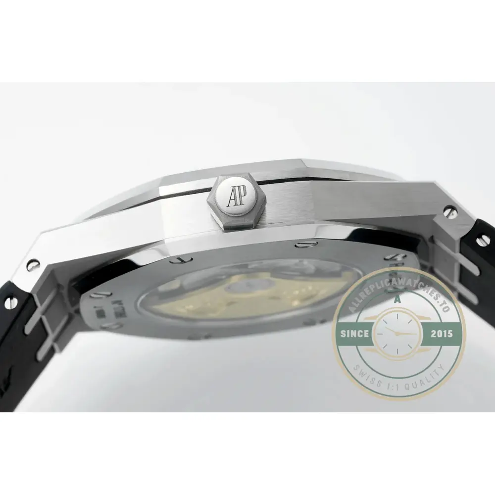 Replica Audemars Piguet Royal Oak White, Rubber 15400ST.OO.1220ST.02 - Swiss-Made Clone Watch