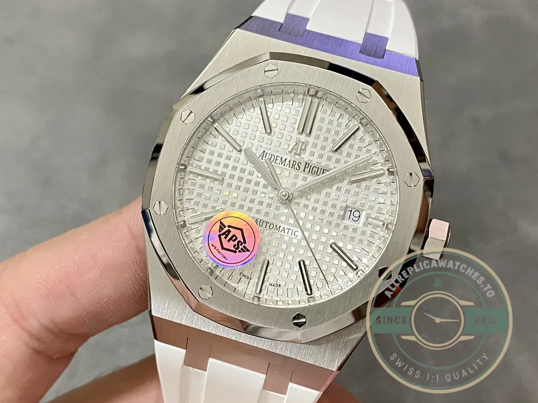 Replica Audemars Piguet Royal Oak White Rubber 15400ST.OO.1220ST.02 - Factory Super Clone Watch