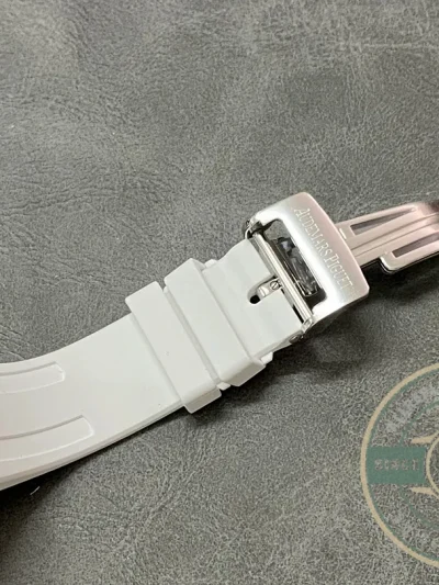 Replica Audemars Piguet Royal Oak White Rubber 15400ST.OO.1220ST.02 - High-Grade Replica Watch