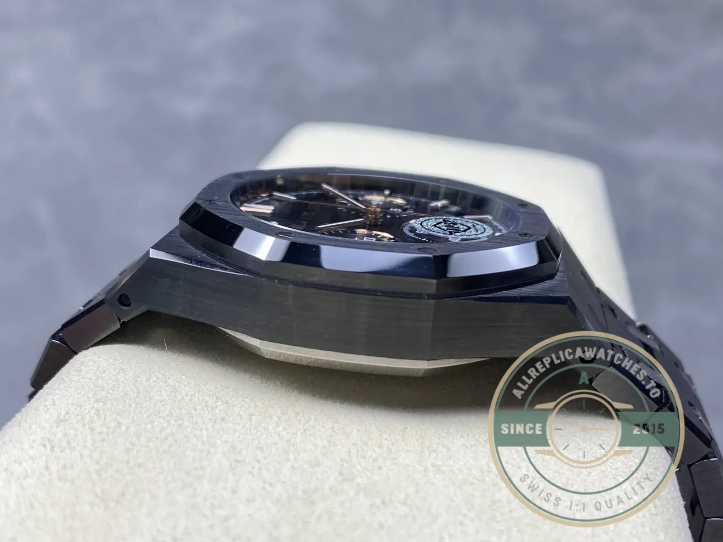 Replica Audemars Piguet Royal Oak series 26240CE.OO.1225CE.02 - Budget Luxury Replica Watch