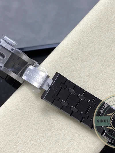 Replica Audemars Piguet Royal Oak series 26240CE.OO.1225CE.02 - Budget Luxury Replica Watch