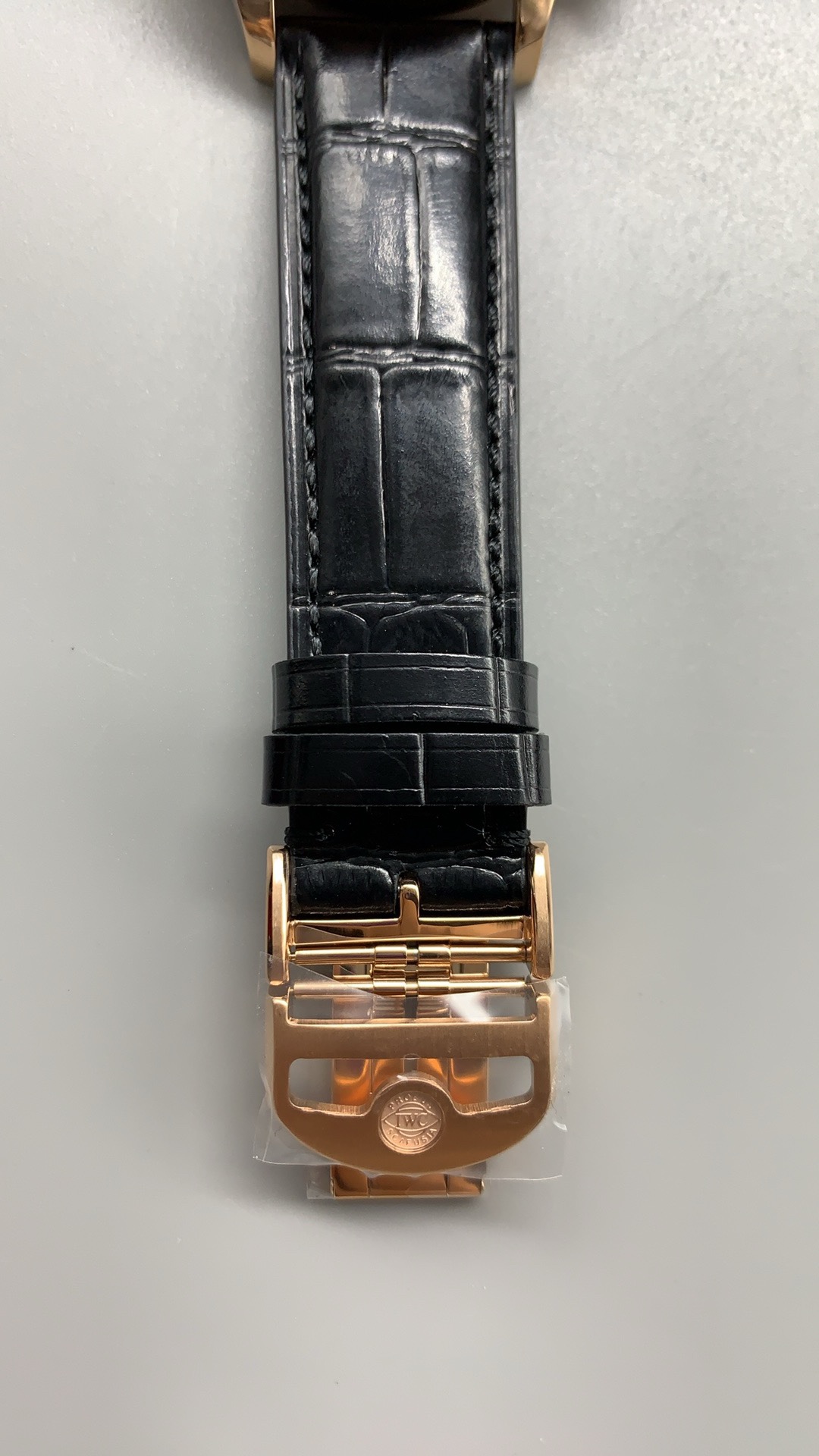 Dial symmetry, subdial depth and hand finish, the three collector tests