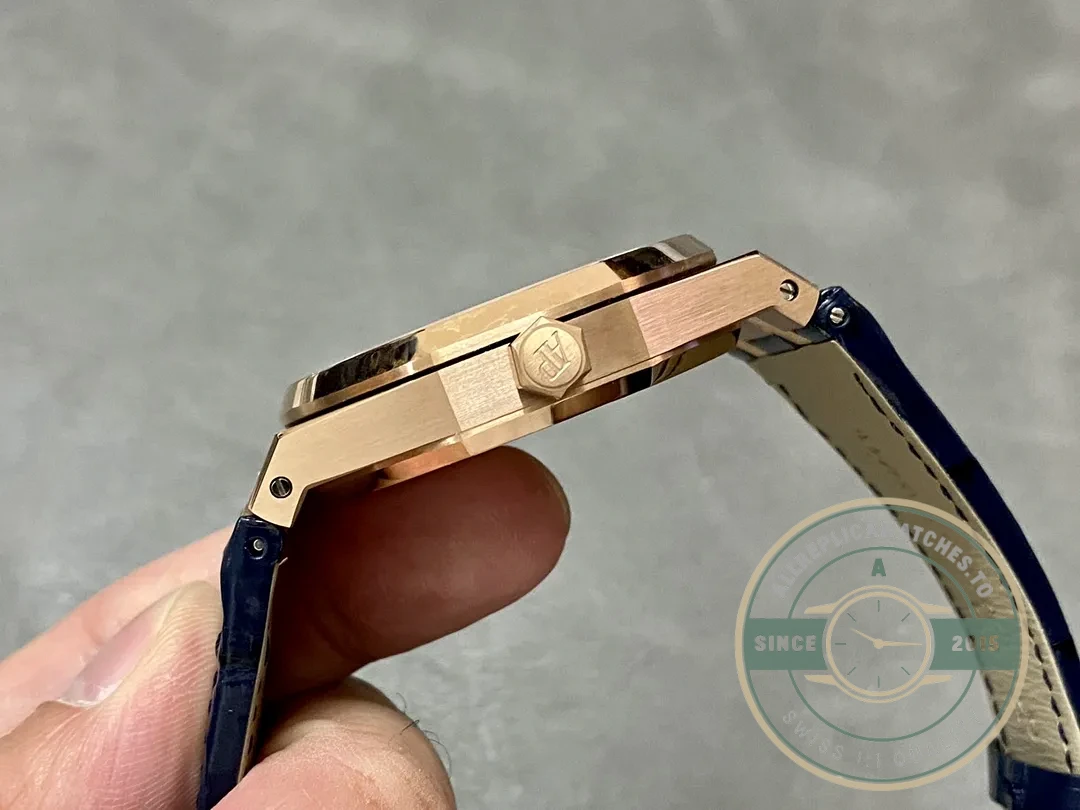 Superclone Audemars Piguet Royal Oak 15510OR.OO.D315CR.02 - Budget Luxury Replica Watch