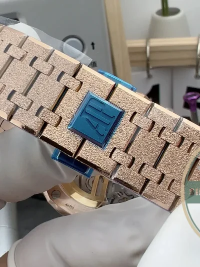 Superclone Audemars Piguet Royal Oak series 26239OR.GG.1224OR.01 - Swiss-Made Clone Watch