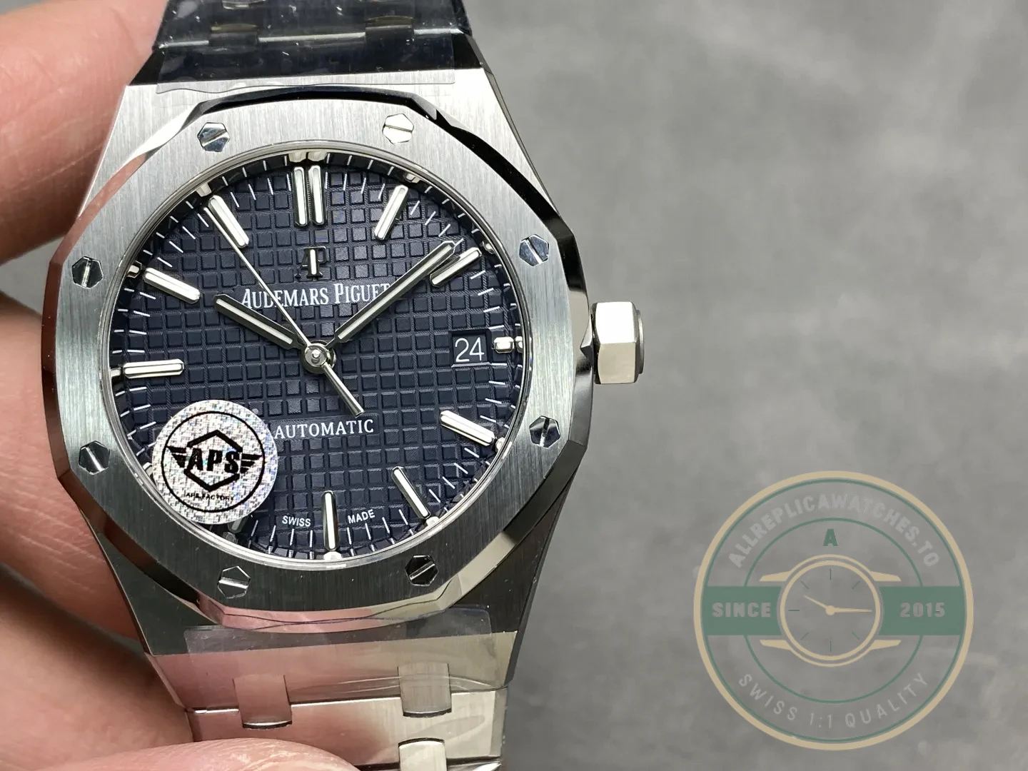 Superclone Audemars Piguet Royal Oak 37mm 15450ST Black Dial - Luxury Replica Watch