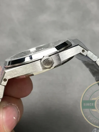 Superclone Audemars Piguet Royal Oak 37mm 15450ST Black Dial - Factory Super Clone Watch