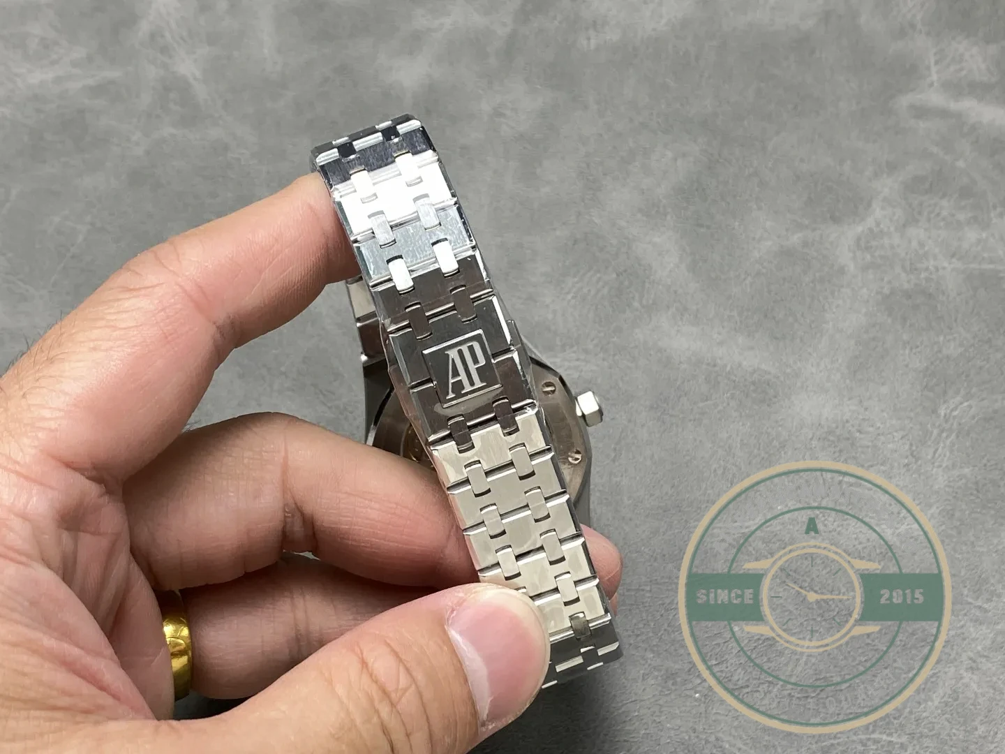 Superclone Audemars Piguet Royal Oak 37mm 15450ST Black Dial - 1:1 Swiss Replica Watch