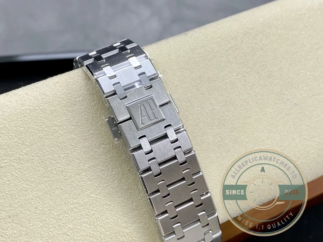 Superclone Audemars Piguet Royal Oak Black Dial 26331ST.OO.1220ST.02 - Premium Super Clone Watch