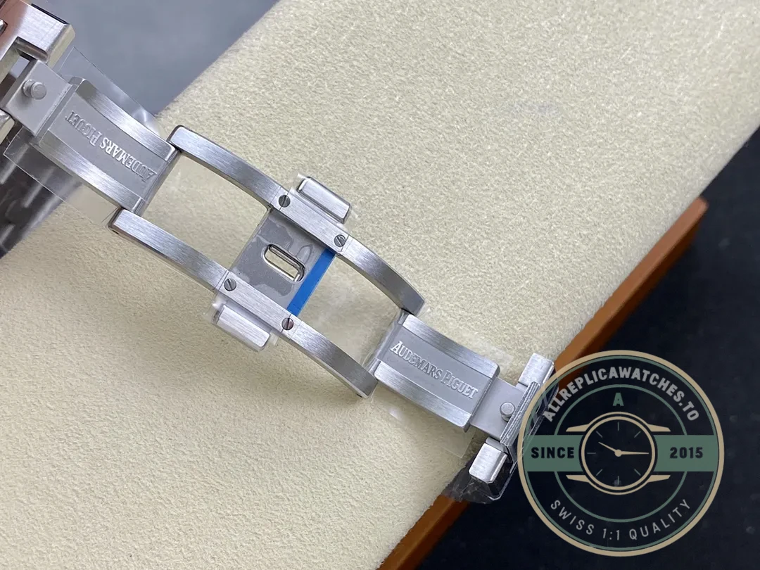 Superclone Audemars Piguet Royal Oak Black Dial 26331ST.OO.1220ST.02 - Best Quality Replica Watch