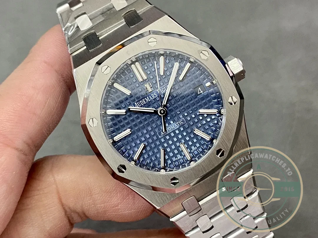 Superclone Audemars Piguet Royal Oak Blue Dial 15450ST 37mm - 1:1 Swiss Replica Watch