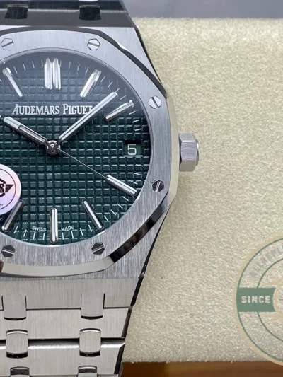 Superclone Audemars Piguet Royal Oak Green Dial 15510ST.OO.1320ST.09 41mm - Top-Tier Swiss Replica Watch