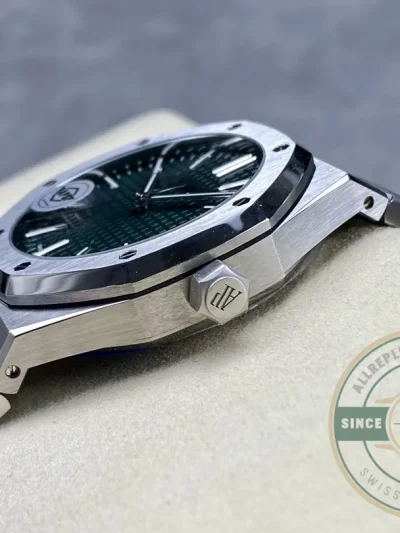 Superclone Audemars Piguet Royal Oak Green Dial 15510ST.OO.1320ST.09 41mm - Affordable Super Clone Watch