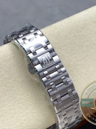Super clone Audemars Piguet Royal Oak Offshore Deep Blue Dial 44mm 26238ST.OO.2000ST.01 - Affordable Super Clone Watch