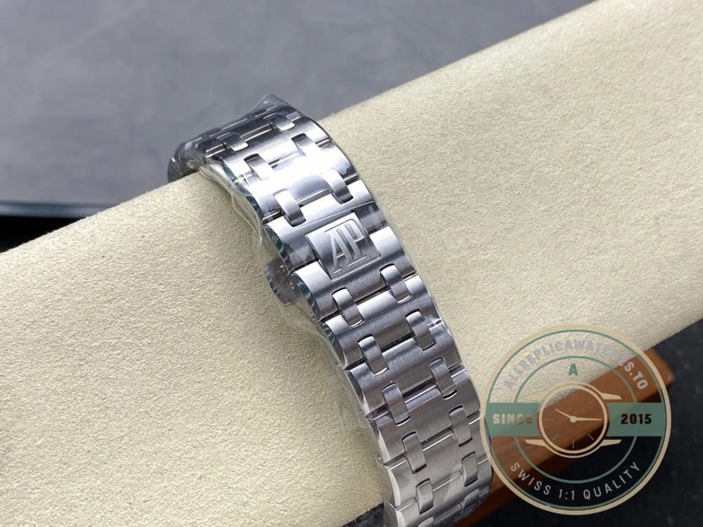 Super clone Audemars Piguet Royal Oak Offshore Deep Blue Dial 44mm 26238ST.OO.2000ST.01 - Affordable Super Clone Watch