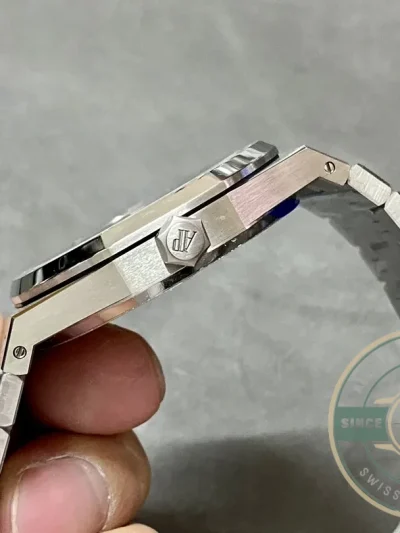 Superclone Audemars Piguet Royal Oak Series 15407ST.OO.1220ST.01 - Swiss Movement Replica Watch