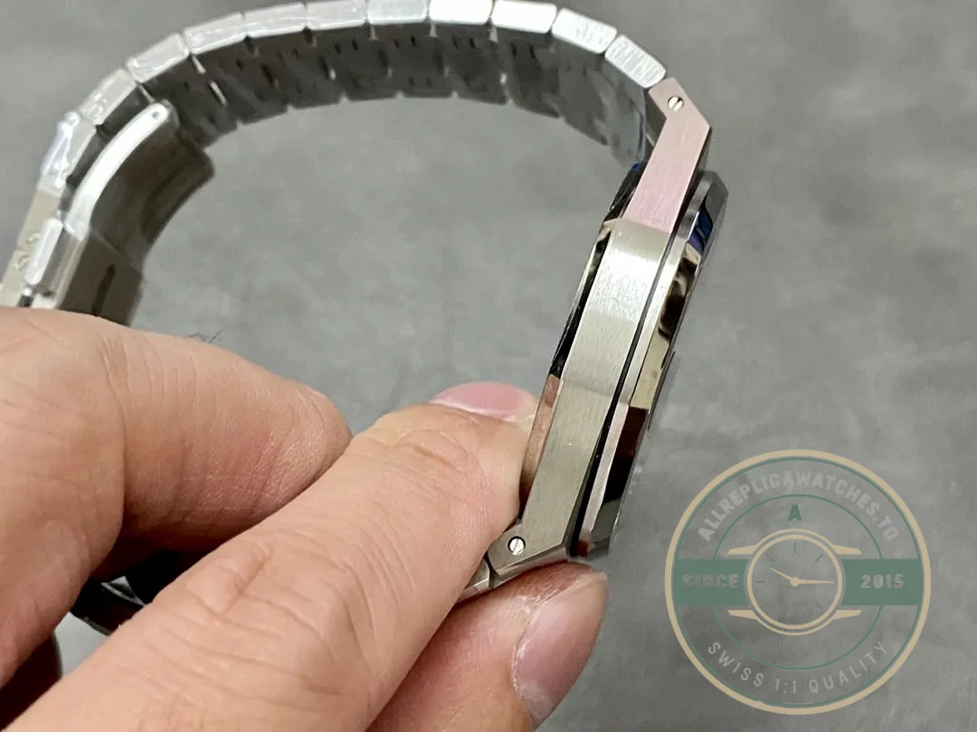 Superclone Audemars Piguet Royal Oak Series 15407ST.OO.1220ST.01 - Factory Super Clone Watch