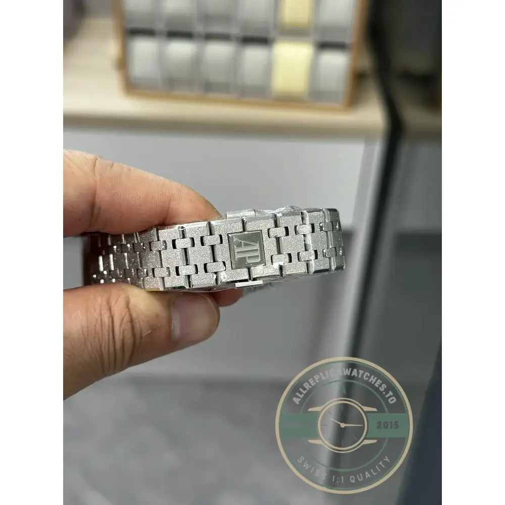 Superclone Audemars Piguet Royal Oak White Dial 15454BC.GG.1259BC.01 37mm - Luxury Replica Watch