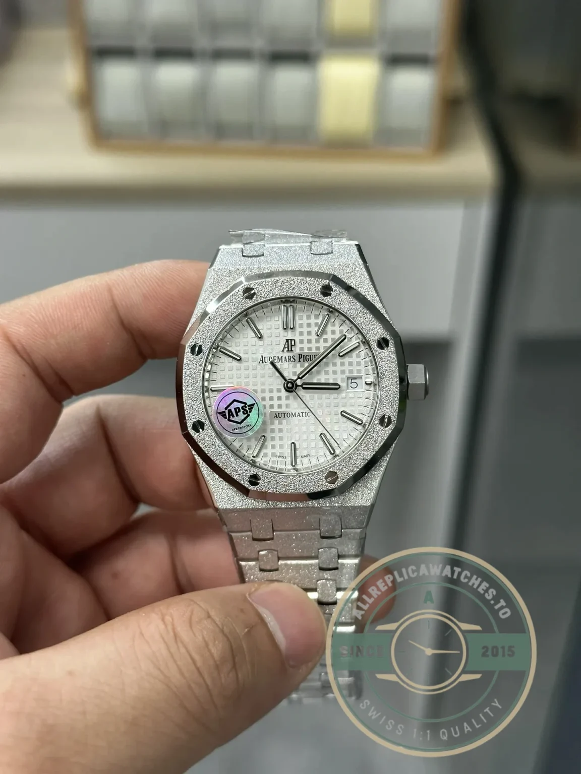 Superclone Audemars Piguet Royal Oak White Dial 15454BC.GG.1259BC.01 37mm - Top-Tier Swiss Replica Watch