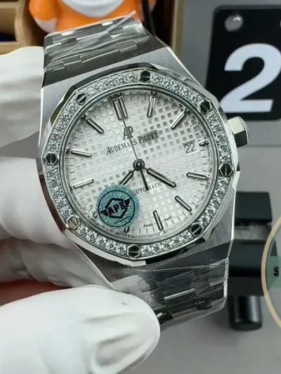 Superclone Audemars Piguet Royal Oak series 15451ST.ZZ.D011CR.01 37mm - Luxury Replica Watch