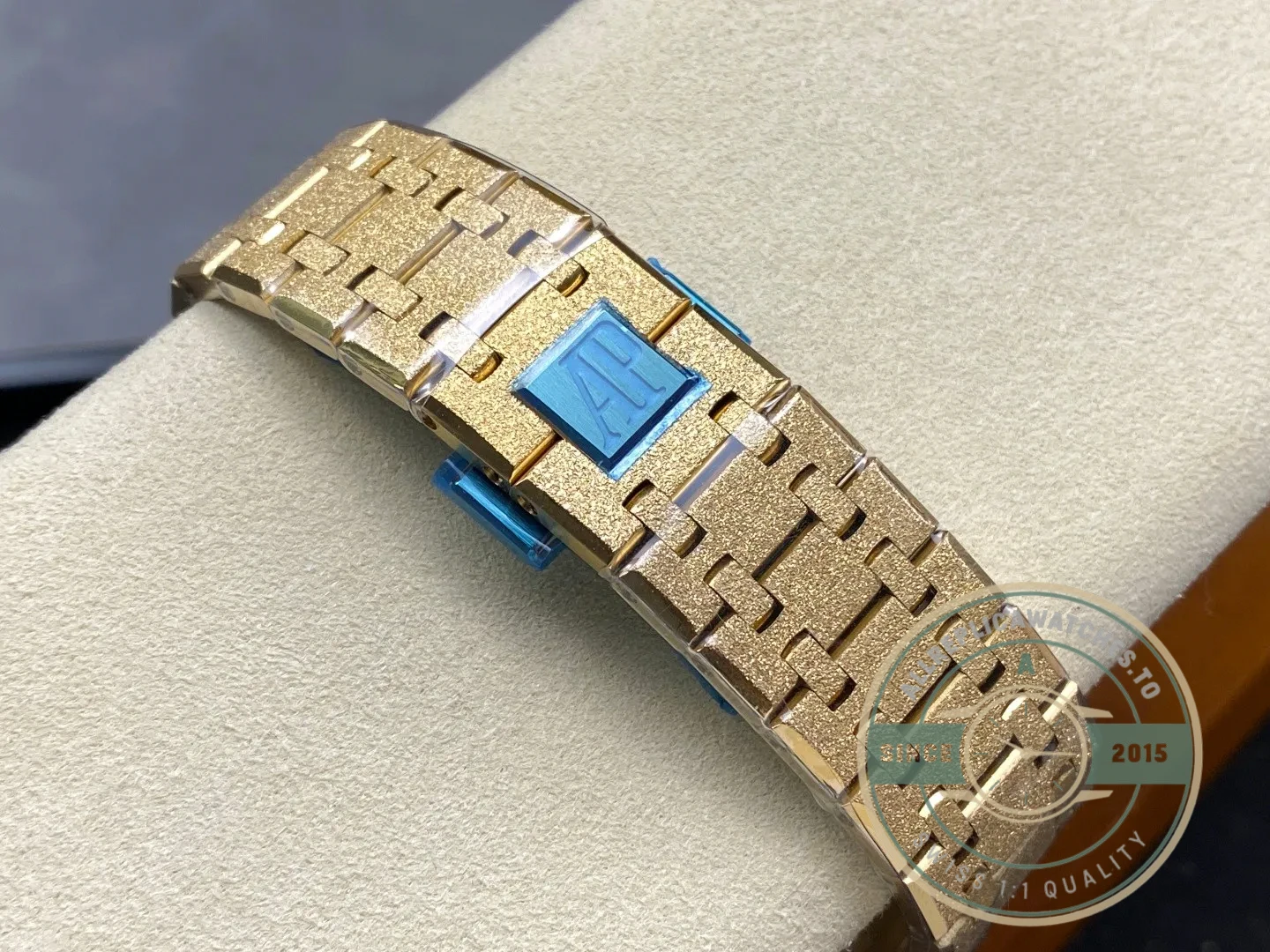 Superclone Audemars Piguet Royal Oak series 26240BA.GG.1324BA.01 - Best Quality Replica Watch