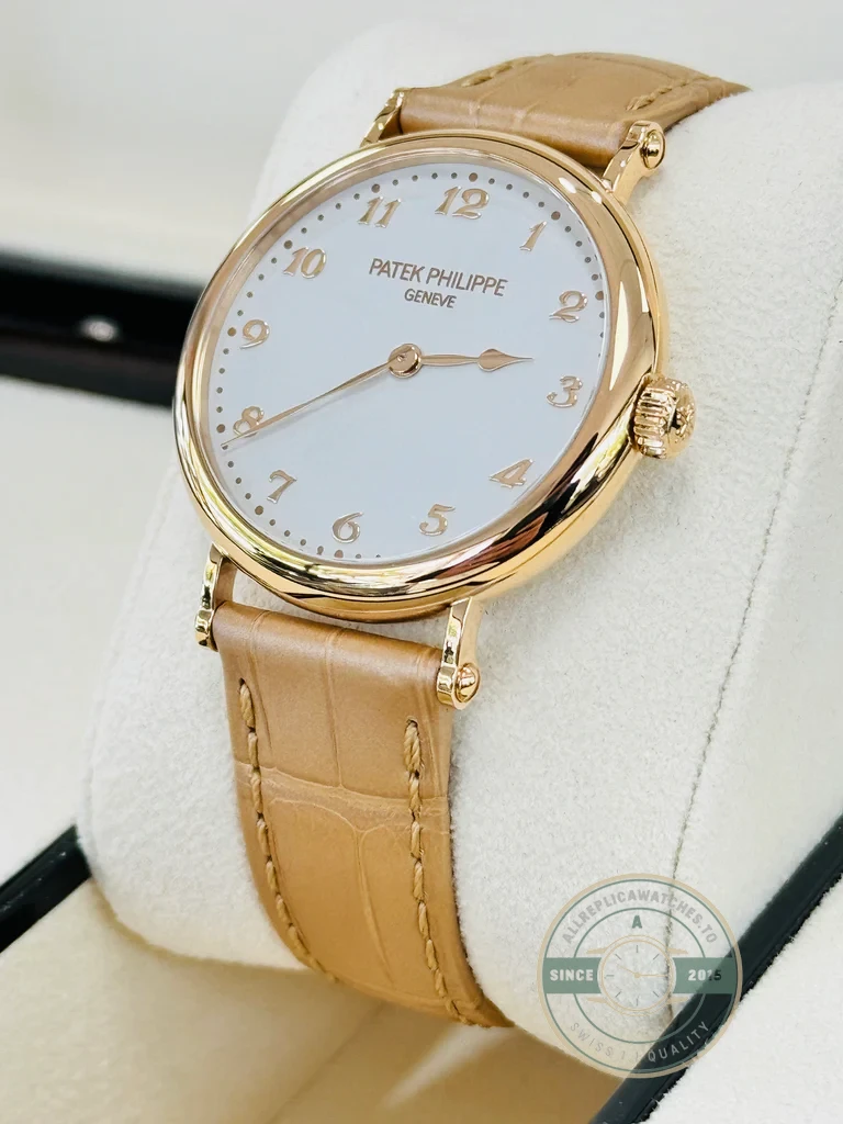Replica Calatrava 7200R-001 Patek Philippe Ultra-thin mechanical self-winding movement. 34.6 mm, Rose gold