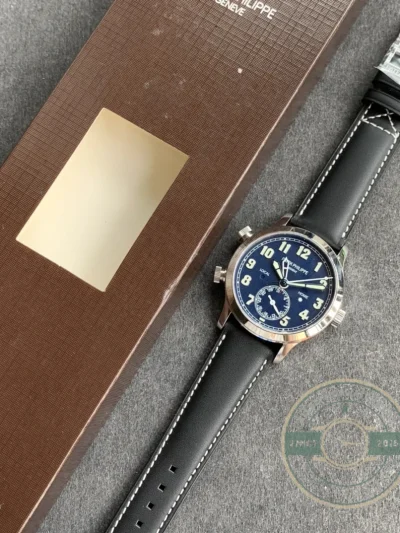 Replica Complications 5524G-001 Patek Philippe CALATRAVA PILOT TRAVEL TIME. 42 mm, White Gold, Blue Dial