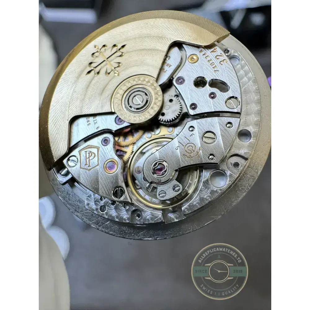 Replica Complications 5524G-001 Patek Philippe CALATRAVA PILOT TRAVEL TIME. 42 mm, White Gold, Black Dial