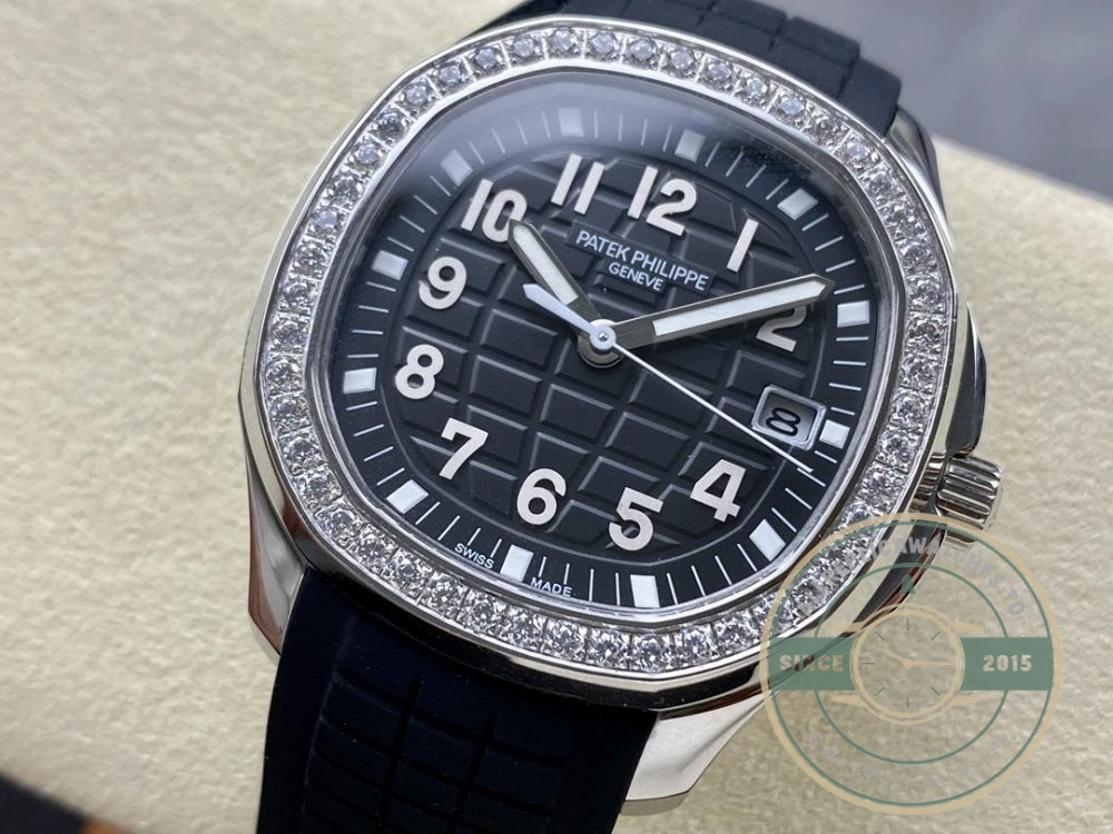 Replica Aquanaut 5267/200A-001 Patek Philippe Luce 35.6 mm, Steel - Budget Luxury Replica Watch