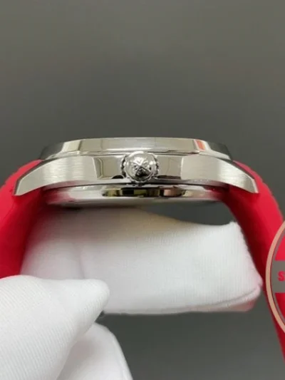 Replica Aquanaut 5267/200A-011 Patek Philippe Luce 38.8 mm, Steel, Red Dial - Swiss-Made Clone Watch