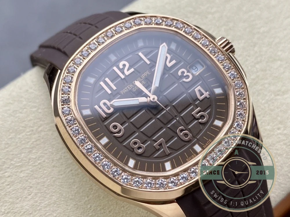 Replica Aquanaut 5268/200R-010 Patek Philippe Luce 38.8 mm, Rose gold, Green Dial - Best Quality Replica Watch