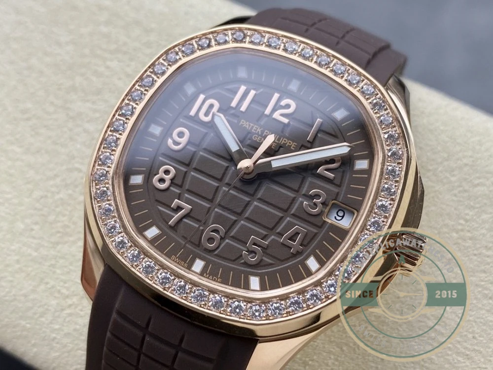 Replica Aquanaut 5268/200R-010 Patek Philippe Luce 38.8 mm, Rose gold, Green Dial - Luxury Replica Watch