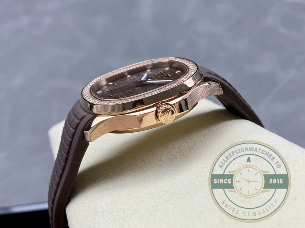 Replica Aquanaut 5268/200R-010 Patek Philippe Luce 38.8 mm, Rose gold, Green Dial - Best Quality Replica Watch