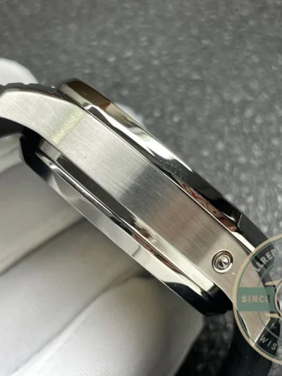 Replica Aquanaut 5968A-001 Patek Philippe Chronograph 42.2 mm, Steel, 5968A-001 - Affordable Luxury Replica Timepiece