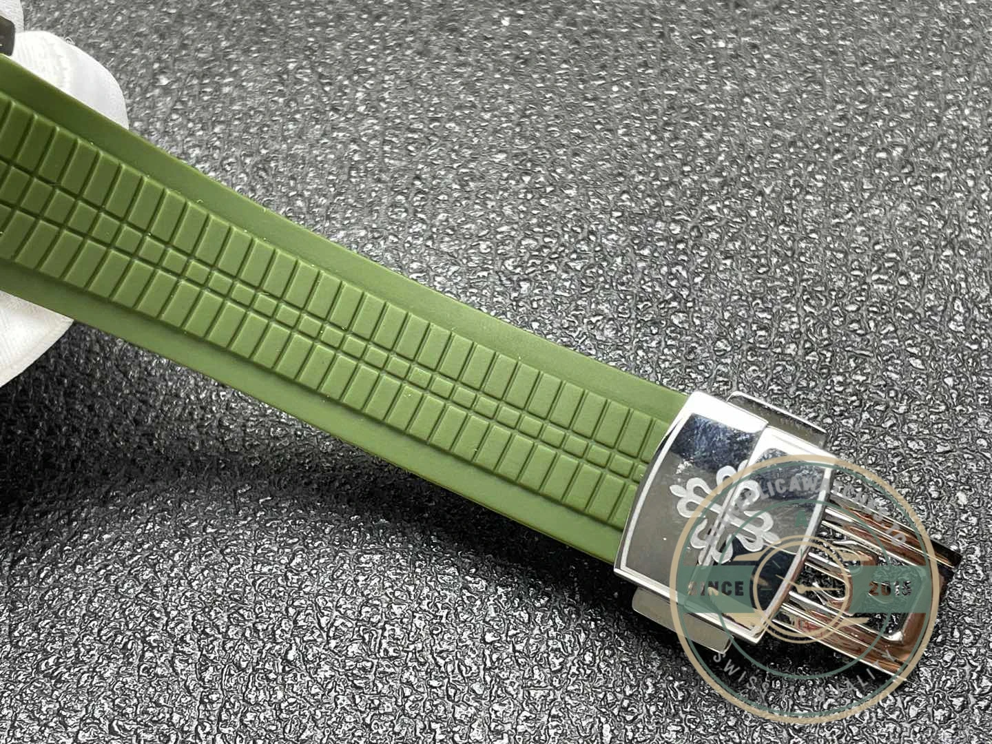 Replica Aquanaut 5968A-001 Patek Philippe Chronograph 42.2 mm, Steel, 5968A-001 Green Strap - Top-Tier Swiss Replica Watch